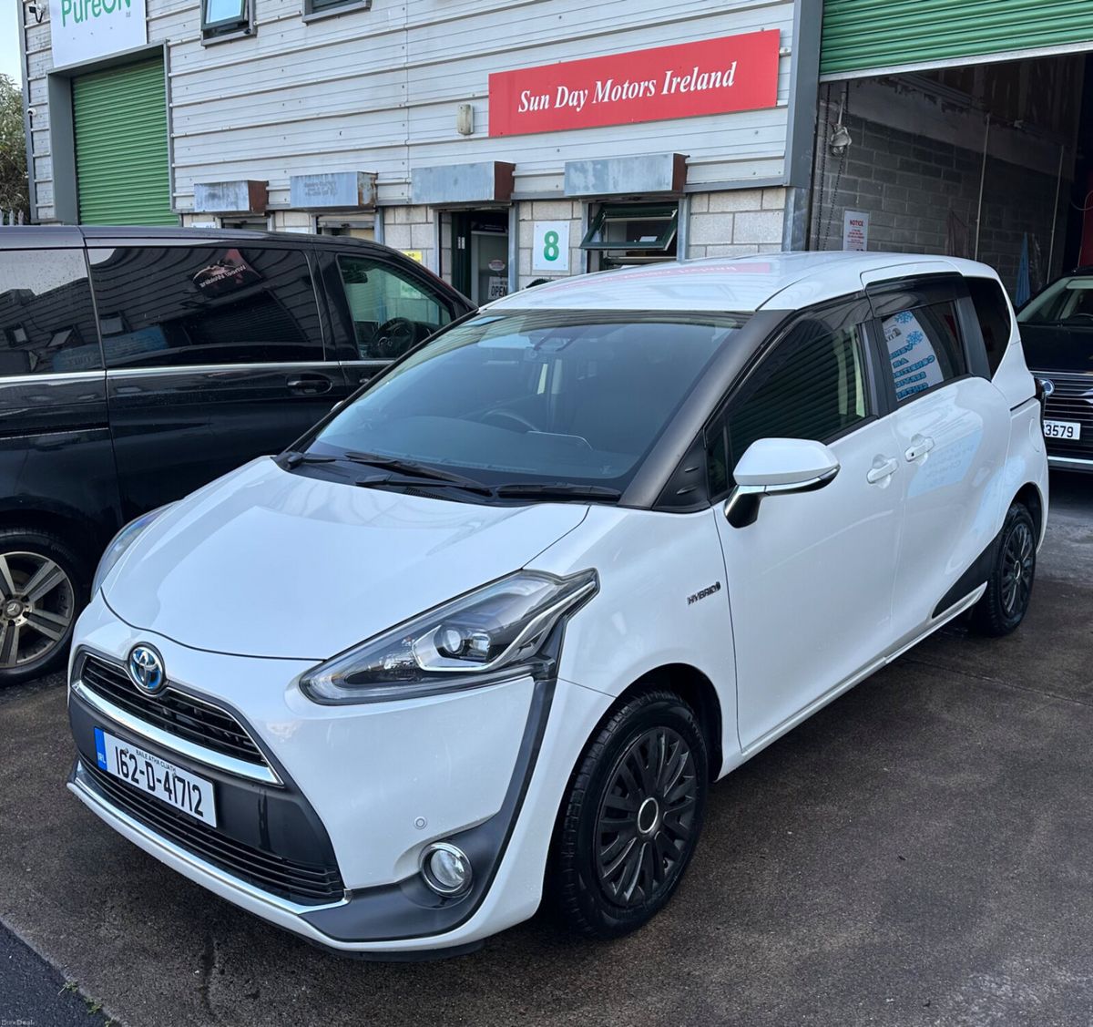 2016 Toyota Sienta