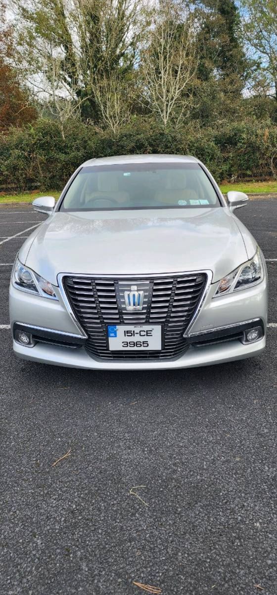 2015 Toyota Crown