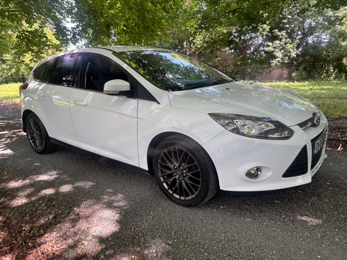2013 Ford Focus ZETEC, 1 of 25