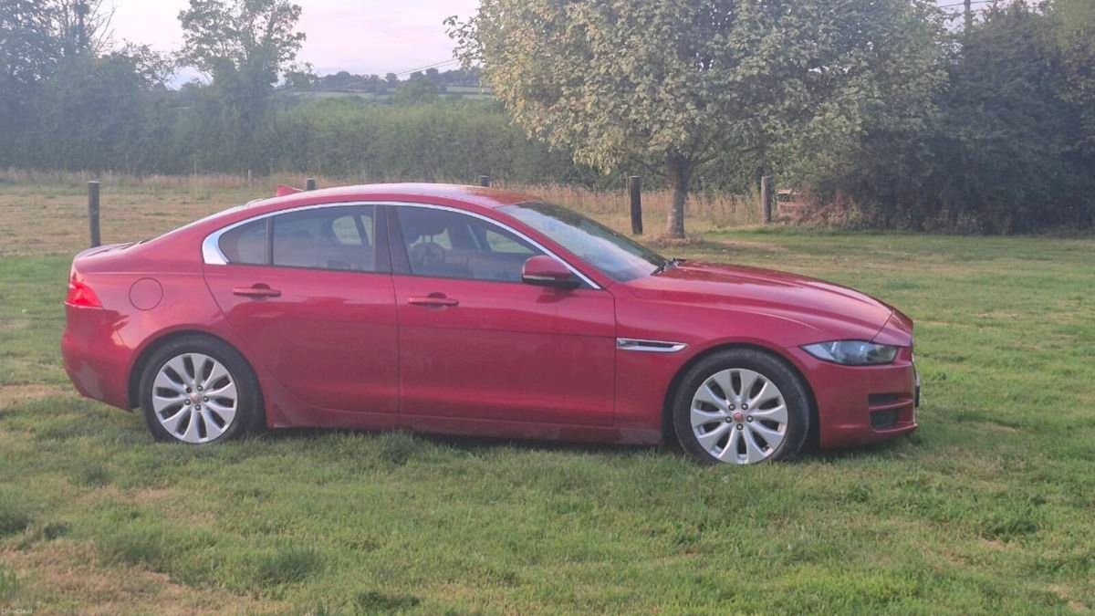 2016 Jaguar XE