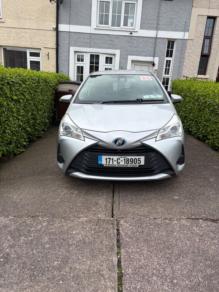 2017 Toyota Vitz