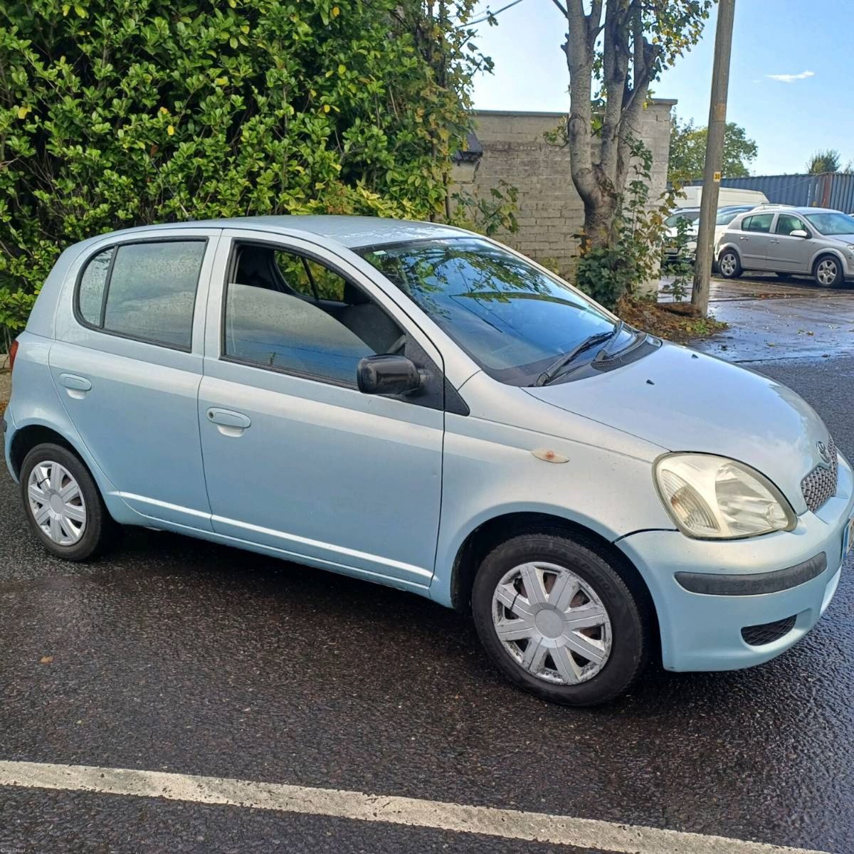 2003 Toyota Yaris