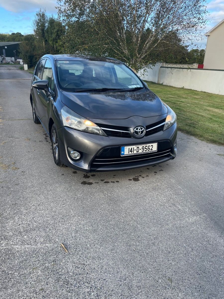 2014 Toyota Verso