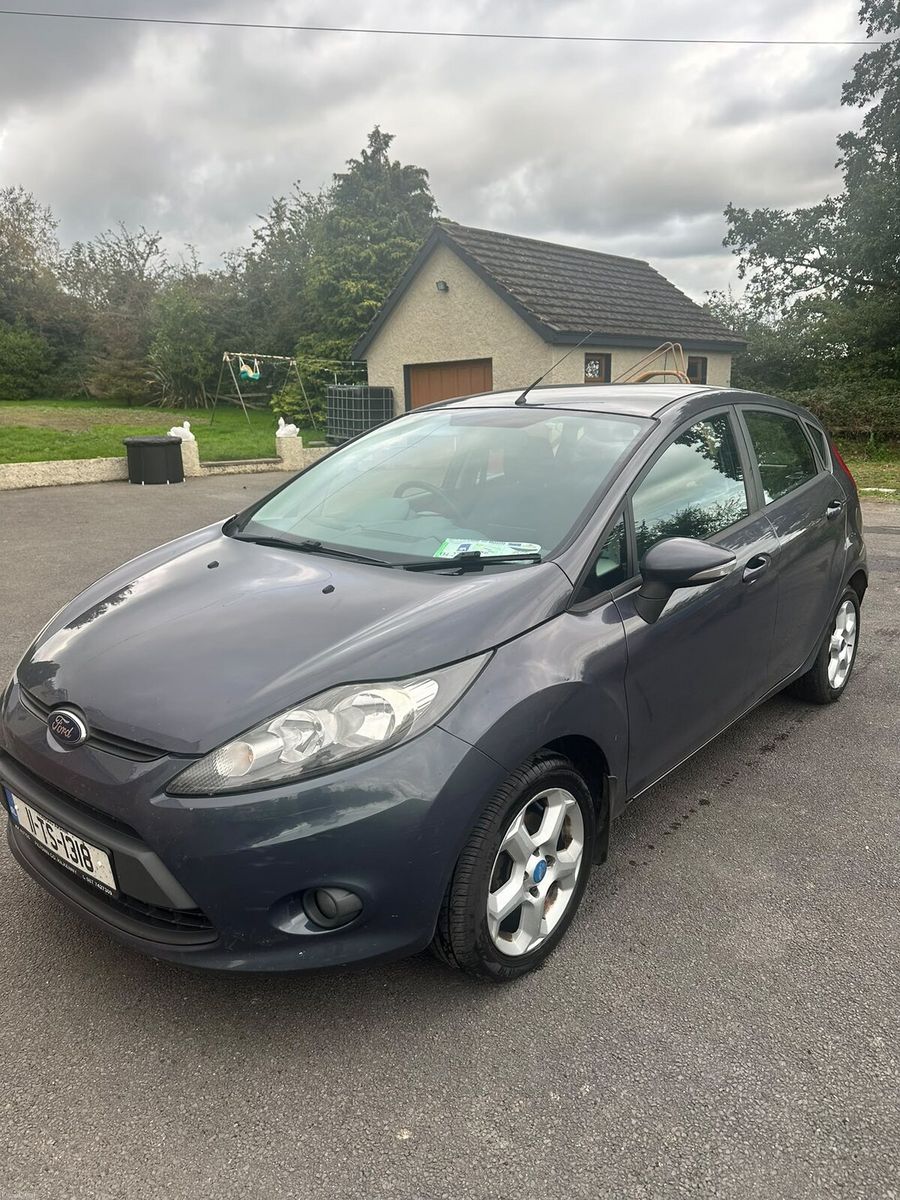 2011 Ford Fiesta