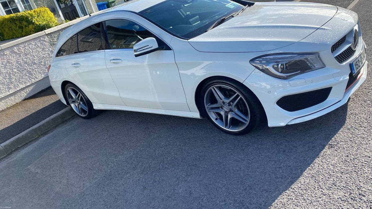 2015 Mercedes-Benz CLA