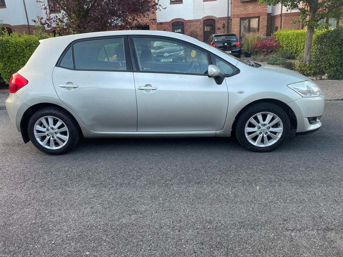 2008 Toyota Auris