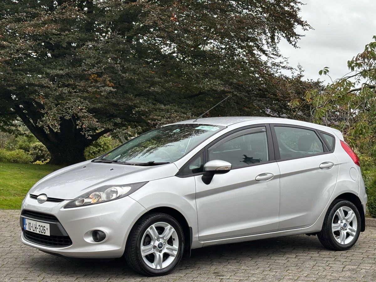 2010 Ford Fiesta