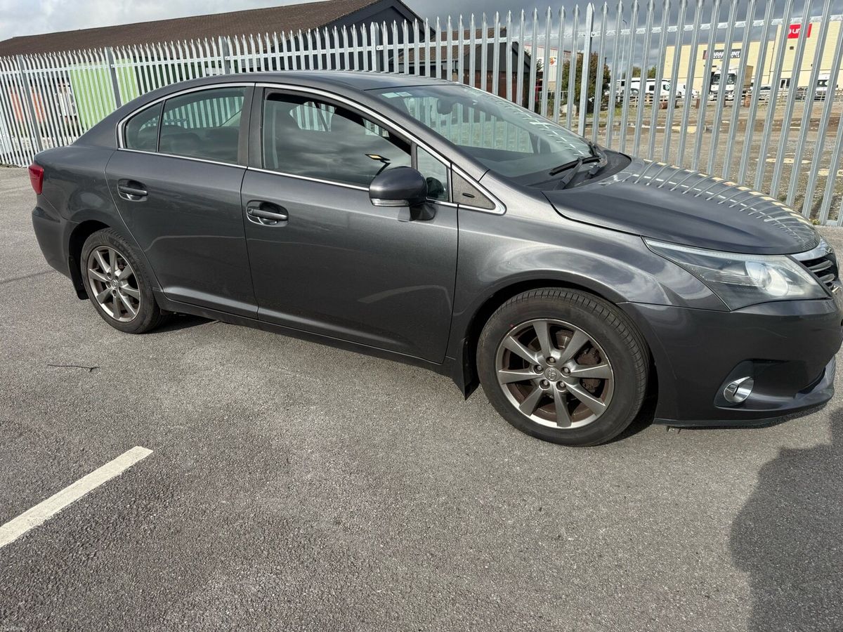 2014 Toyota Avensis