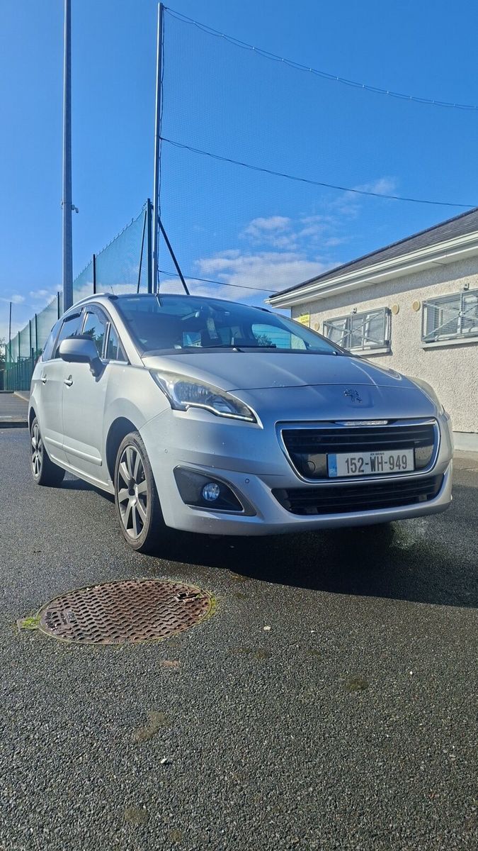2015 Peugeot 5008