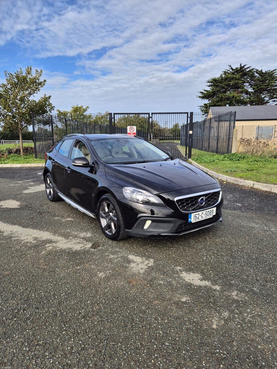 2015 Volvo V40