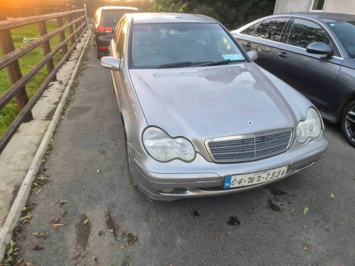 2004 Mercedes-Benz C-Class