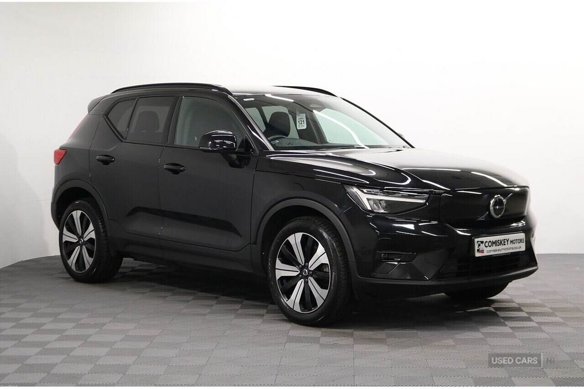 2023 Volvo XC40