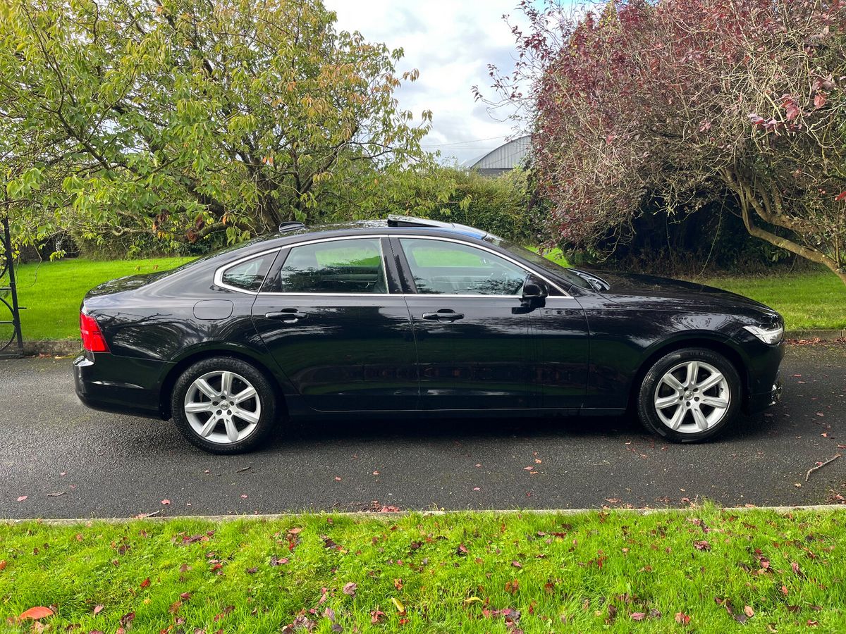 2017 Volvo S90