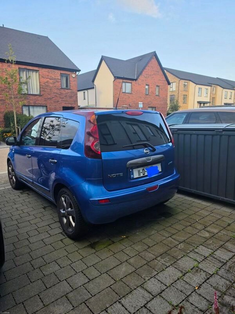 2011 Nissan Note