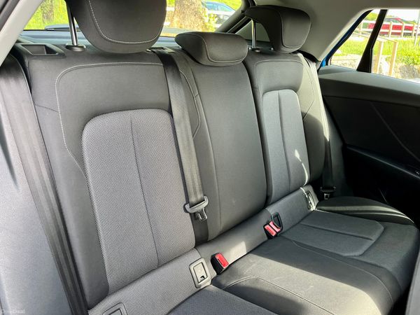 Showroom condition Audi q2 diesel automatic 256807560