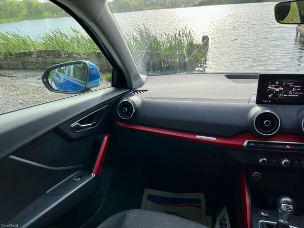 Showroom condition Audi q2 diesel automatic 256807562