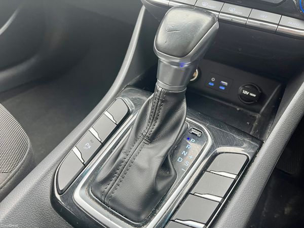 Hybrid Hyundai ioniq 256807744