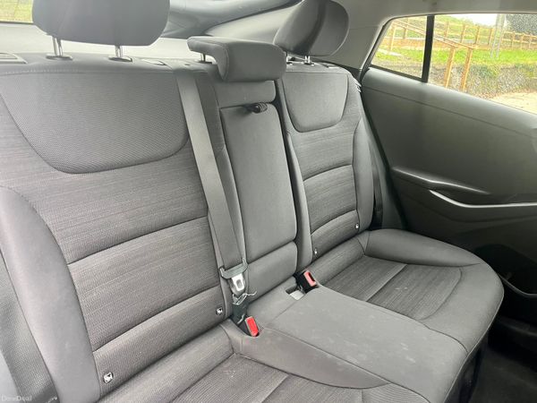 Hybrid Hyundai ioniq 256807750