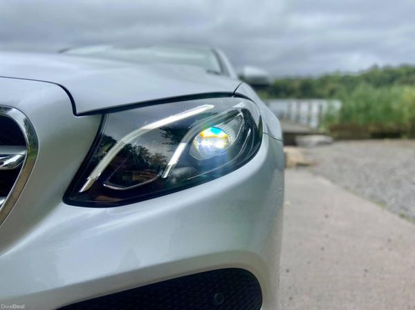 Stunning Mercedes E350 256839420