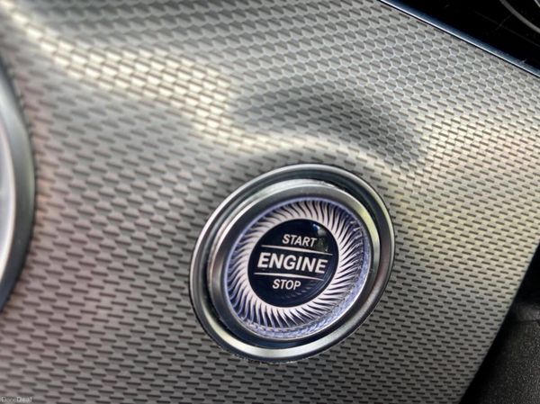 Stunning Mercedes E350 256839424