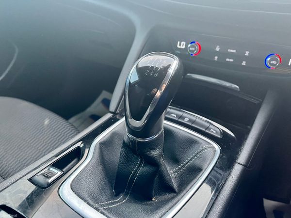 New model Opel Insigina sri nav 257352472