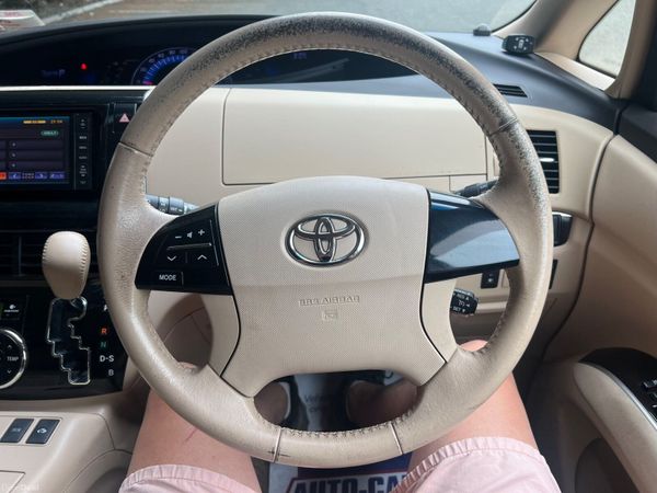 12 toyota estima 2.4 hybrid high spec 271103296