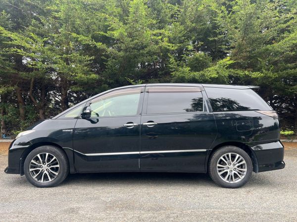 12 toyota estima 2.4 hybrid high spec 271103220