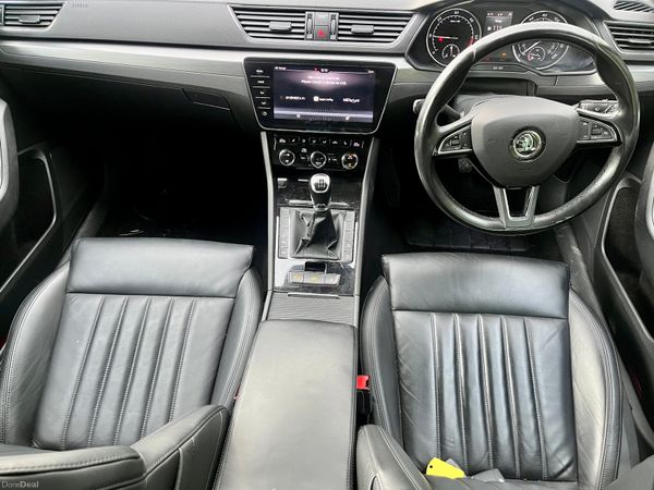 Showroom condition top of the range superb 273125394