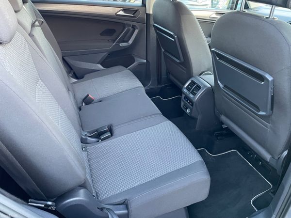 Volkswagen Tiguan DSG Auto 4 Motion 291088732