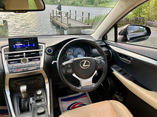 Lexus nx hybrid 227869824