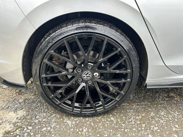 V W GOLF 2.0TDI R- LINE AUTO MK8 VRT INC 341107998