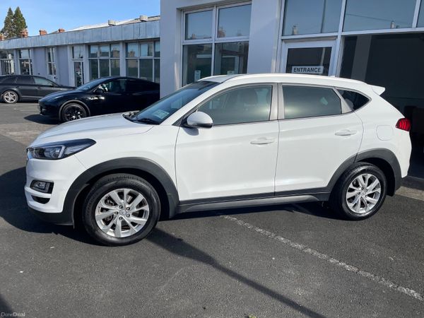 Hyundai Tucson 2019 341427616