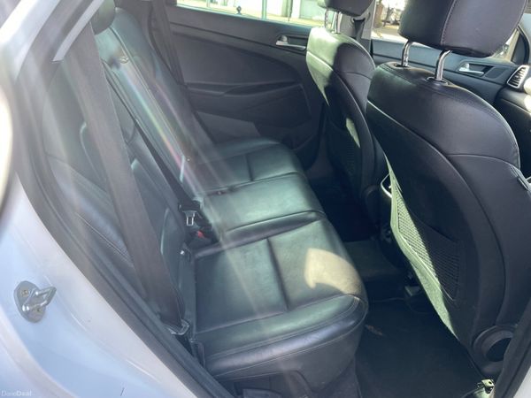 Hyundai Tucson 2019 341427632