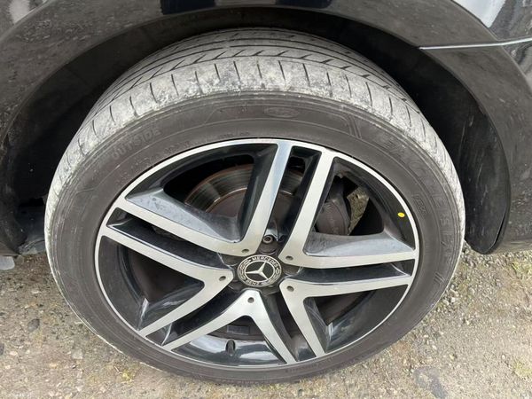 192 Mercedes-Benz V-Class 341914532