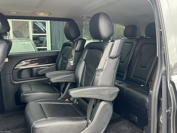 192 Mercedes-Benz V-Class 341914538