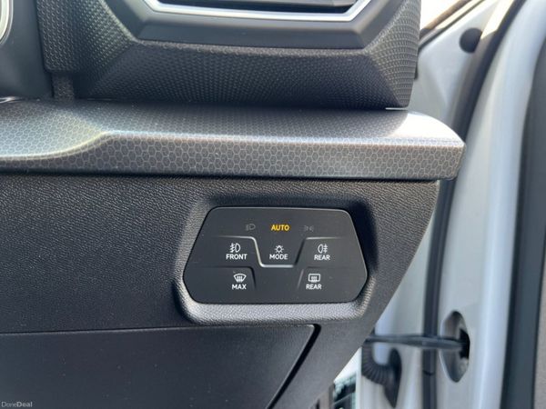 2022 Seat Leon SE Dynamic 2.0 TDI -New Alloys Kit 348437880