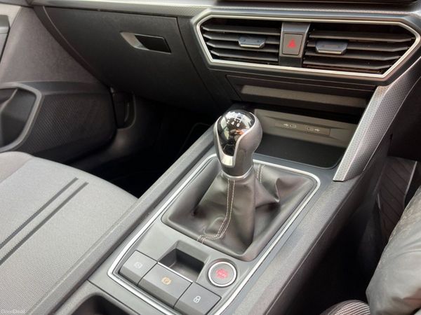 2022 Seat Leon SE Dynamic 2.0 TDI -New Alloys Kit 348437886