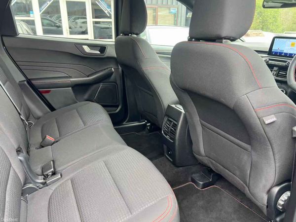 241 Ford Kuga Hybrid GT-Line 349532716