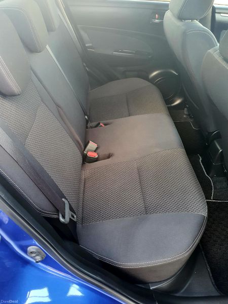 2015 Suzuki Swift Style 351787056