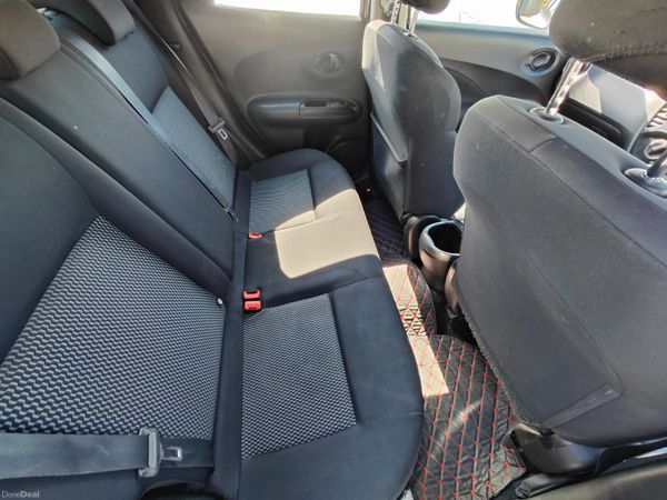 2018 Nissan Juke (Pearl white) Automatic 351872222