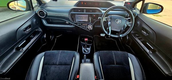 2017 Toyota Aqua G's Edition 351800322