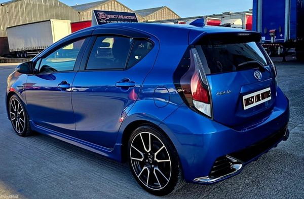 2017 Toyota Aqua G's Edition 351800332