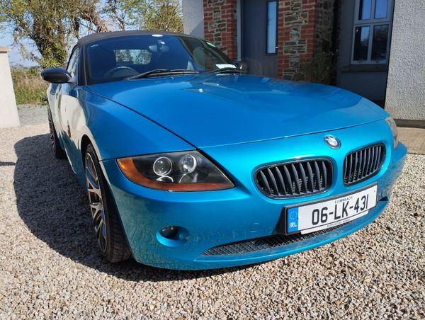 BMW Z4 2006 352299850
