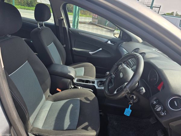 Ford Mondeo 2012 352321317