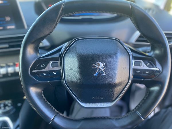 Peugeot 3008 Allure 1.6hdi 352489556