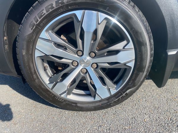 Peugeot 3008 Allure 1.6hdi 352489557
