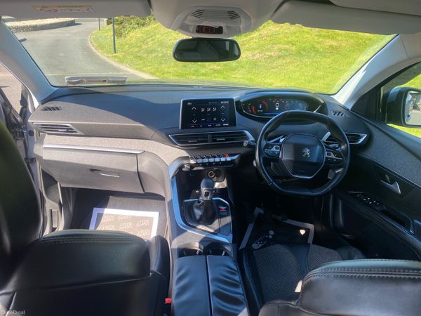 Peugeot 3008 Allure 1.6hdi 352489531