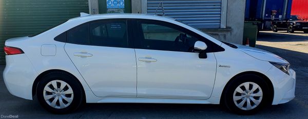 2019 (192) Toyota Corolla Automatic Hybrid 352509592