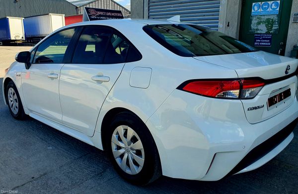 2019 (192) Toyota Corolla Automatic Hybrid 352509594