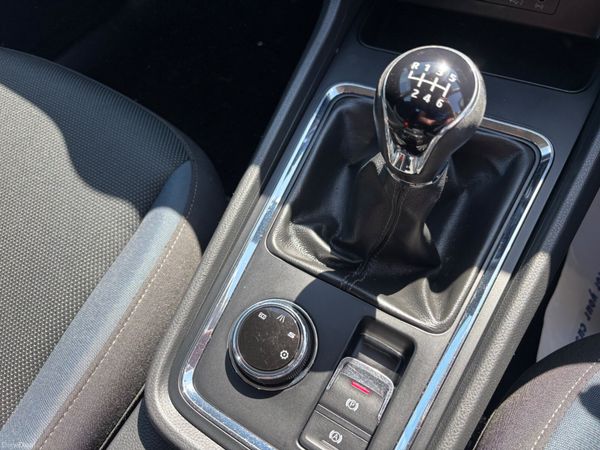 SEAT Ateca 353840418